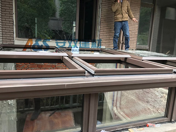 陽(yáng)光房天窗