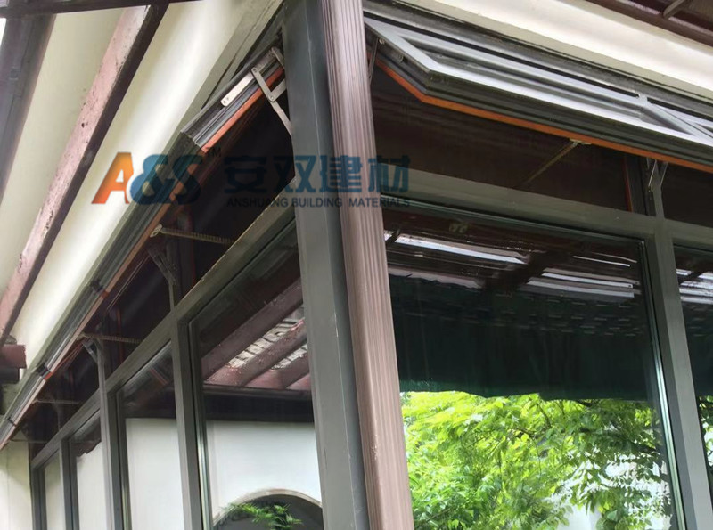 國產螺桿式開窗器